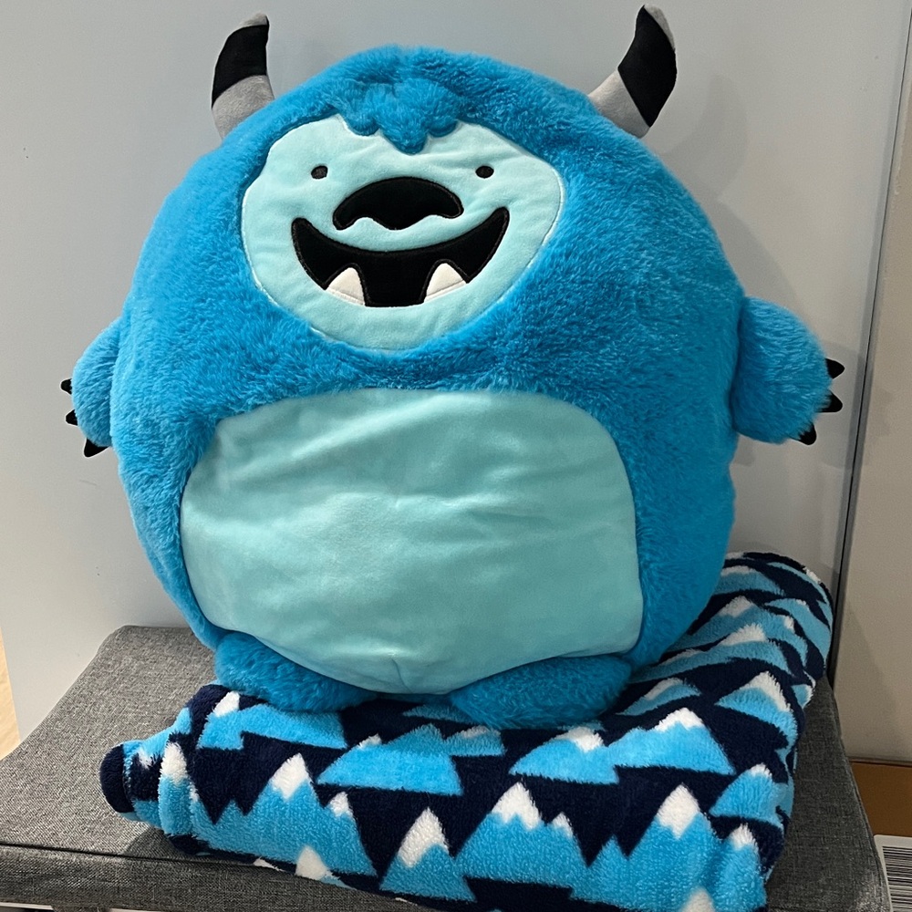 Pillowfort Yeti plush/pillow and blanket